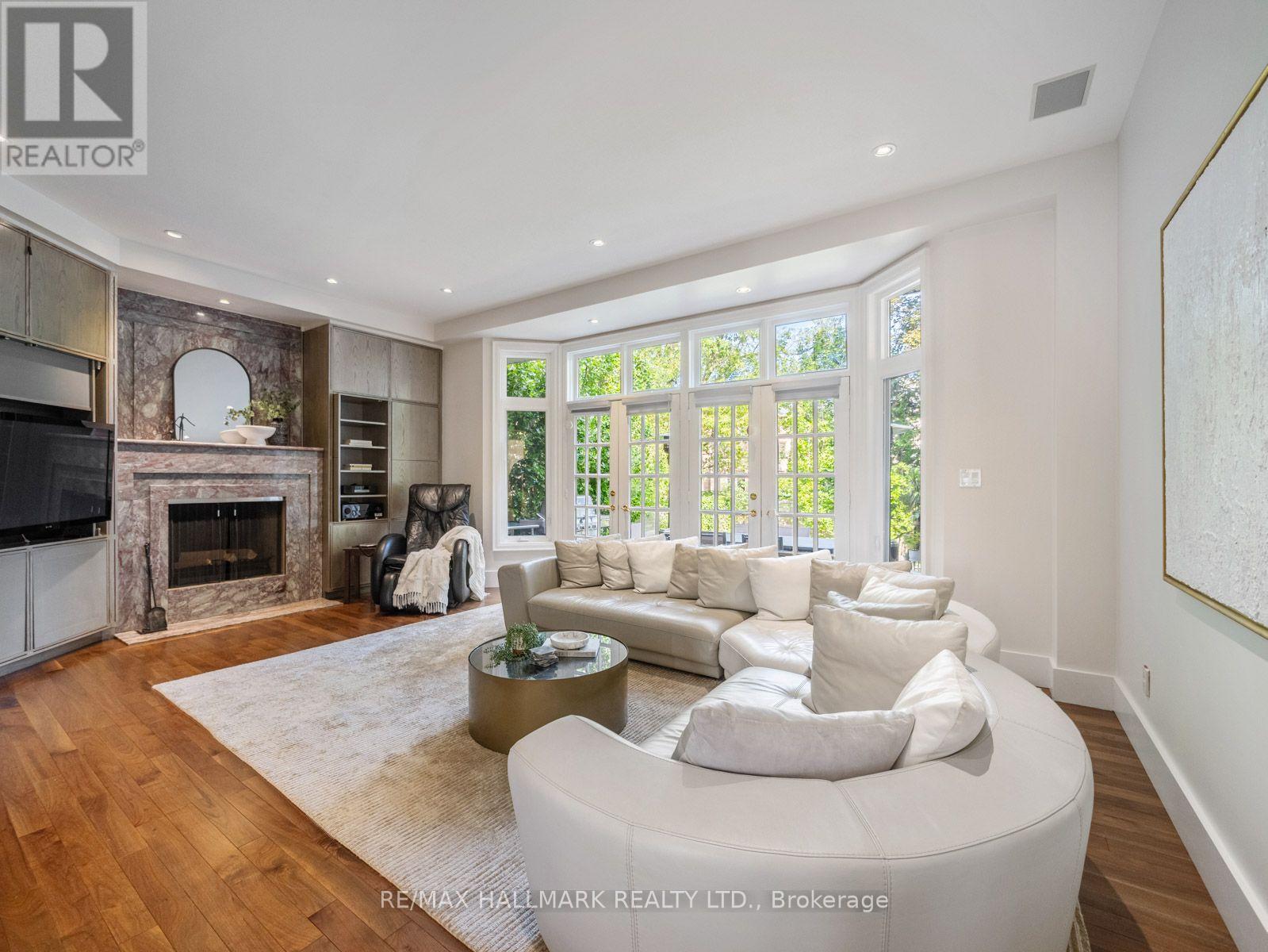43 Prince Charles Drive, Toronto, Ontario  M6A 2H4 - Photo 22 - C13735286