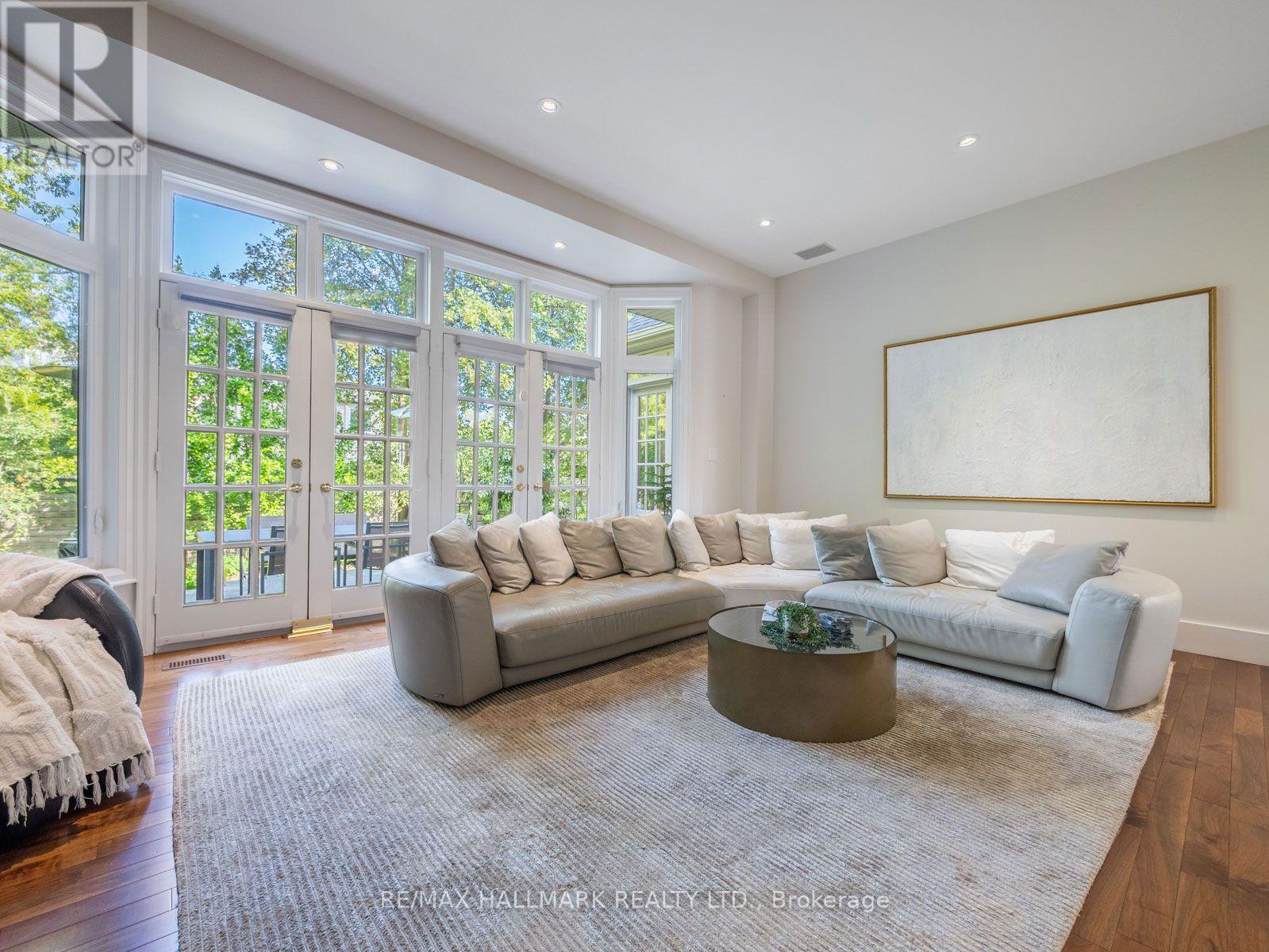43 Prince Charles Drive, Toronto, Ontario  M6A 2H4 - Photo 24 - C13735286