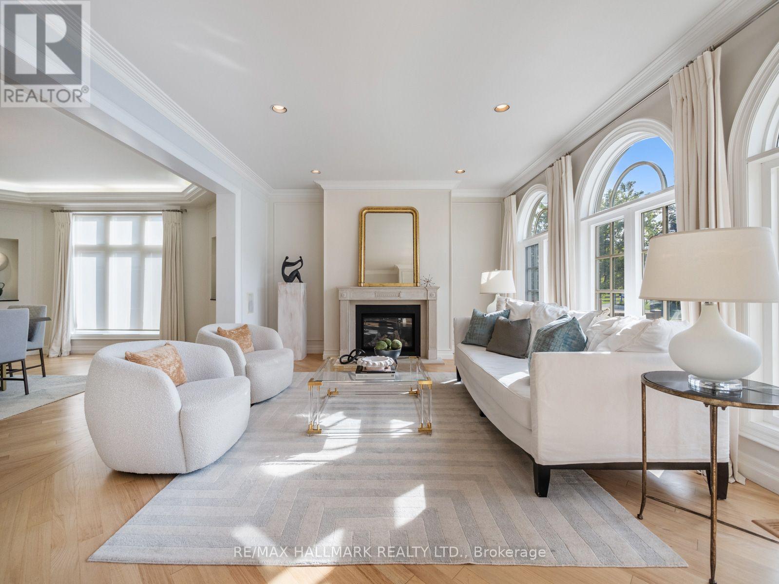 43 Prince Charles Drive, Toronto, Ontario  M6A 2H4 - Photo 6 - C13735286