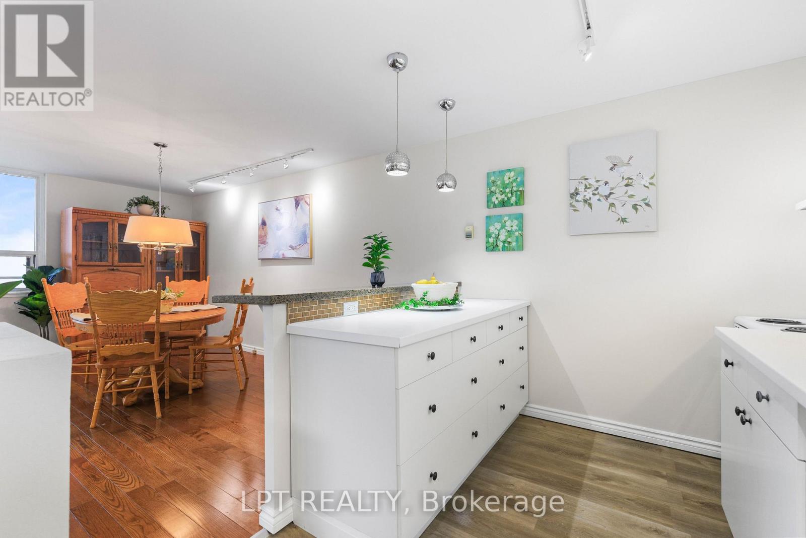 1910 - 15 Torrance Road, Toronto, Ontario  M1J 3K2 - Photo 9 - E13735208