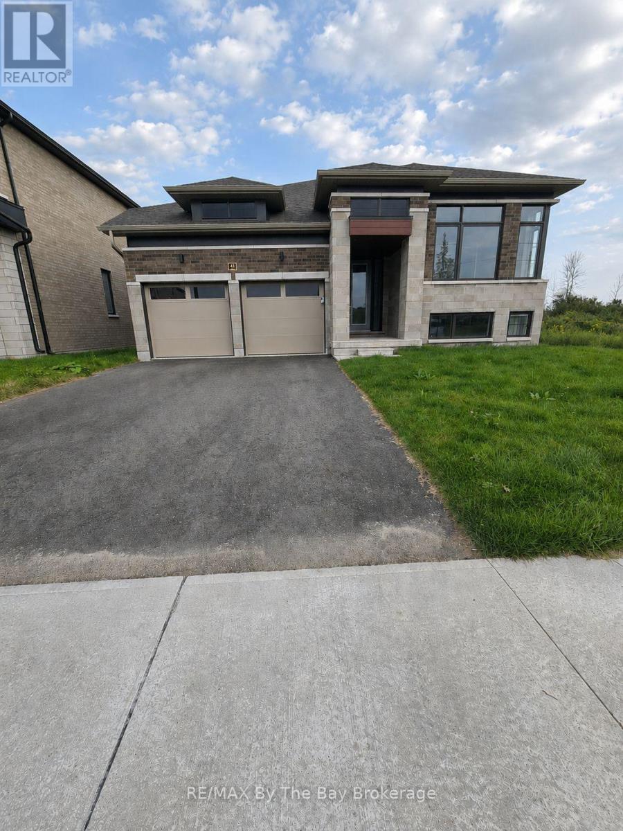 40 Rosanne Circle, Wasaga Beach, Ontario  L9Z 0N3 - Photo 1 - S13735280