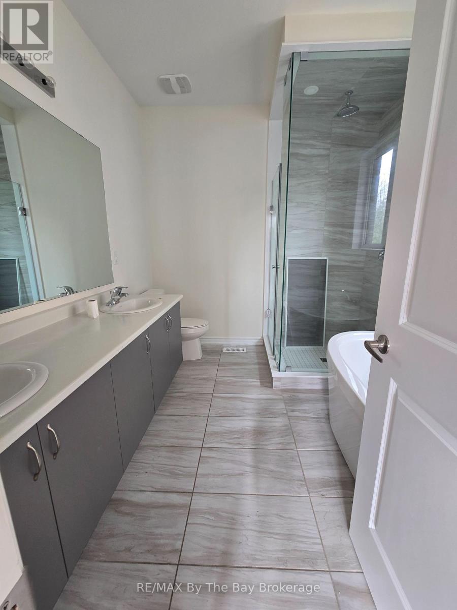 40 Rosanne Circle, Wasaga Beach, Ontario  L9Z 0N3 - Photo 10 - S13735280