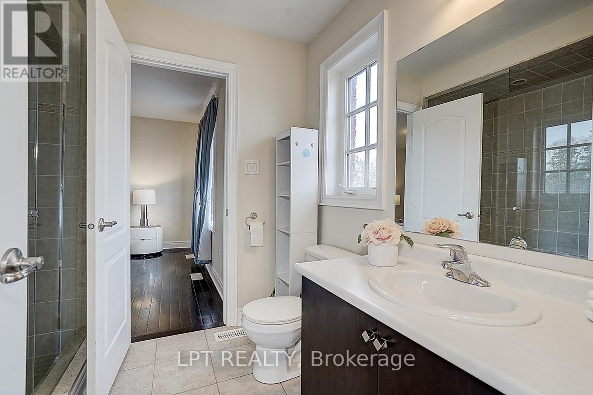116 Dunlop Street, Richmond Hill, Ontario  L4C 0X1 - Photo 27 - N13735222