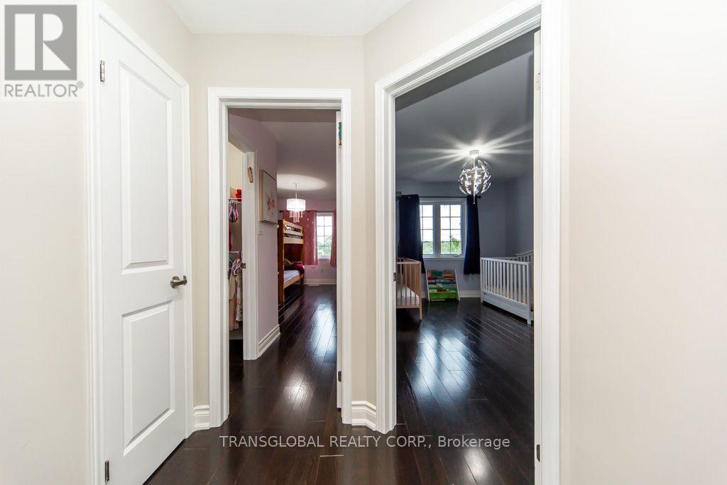 83 Spruce Pine Crescent N, Vaughan, Ontario  L6A 0X7 - Photo 10 - N13735242