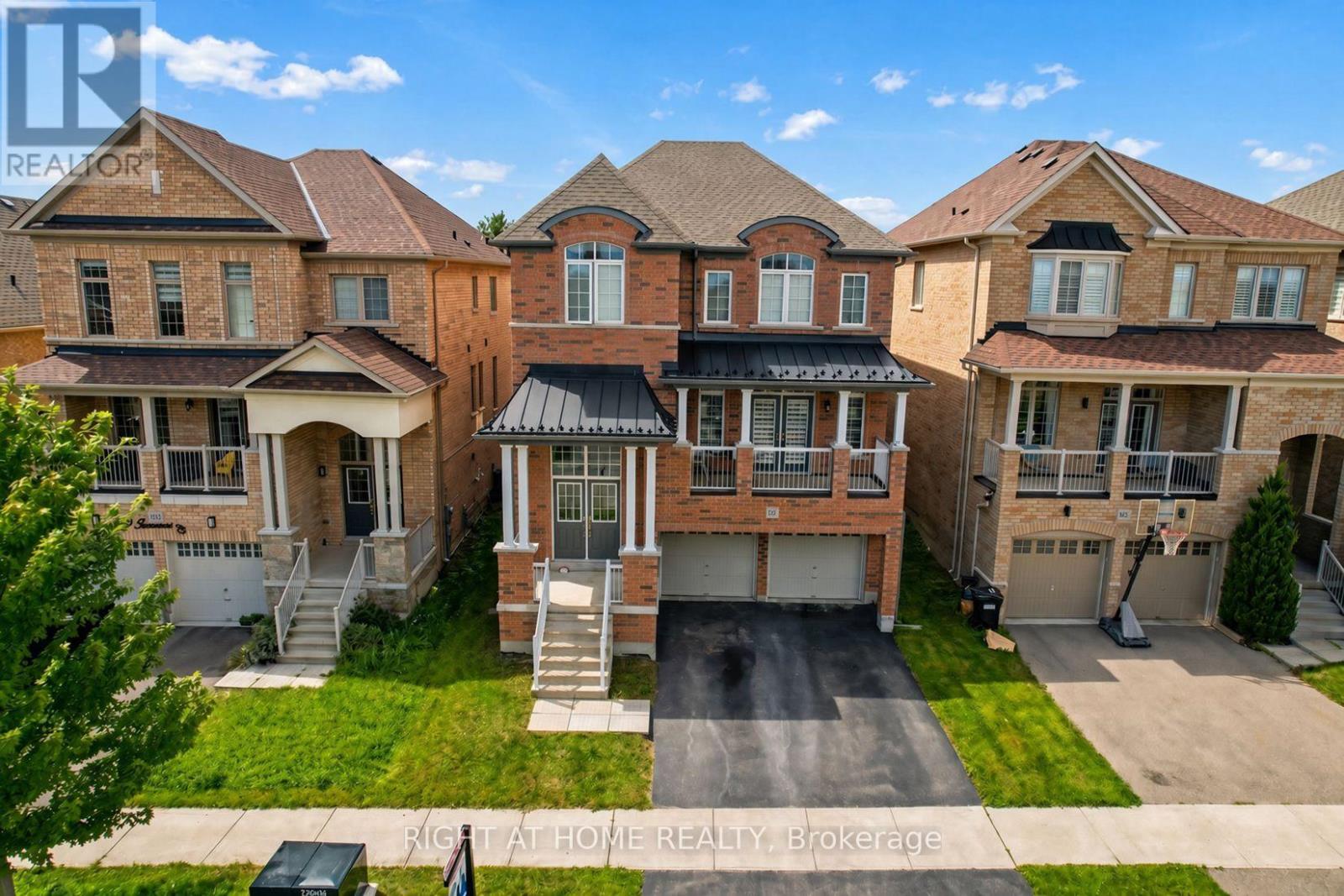 96 Inverness Way, Bradford West Gwillimbury, Ontario  L3Z 0W5 - Photo 4 - N13735306