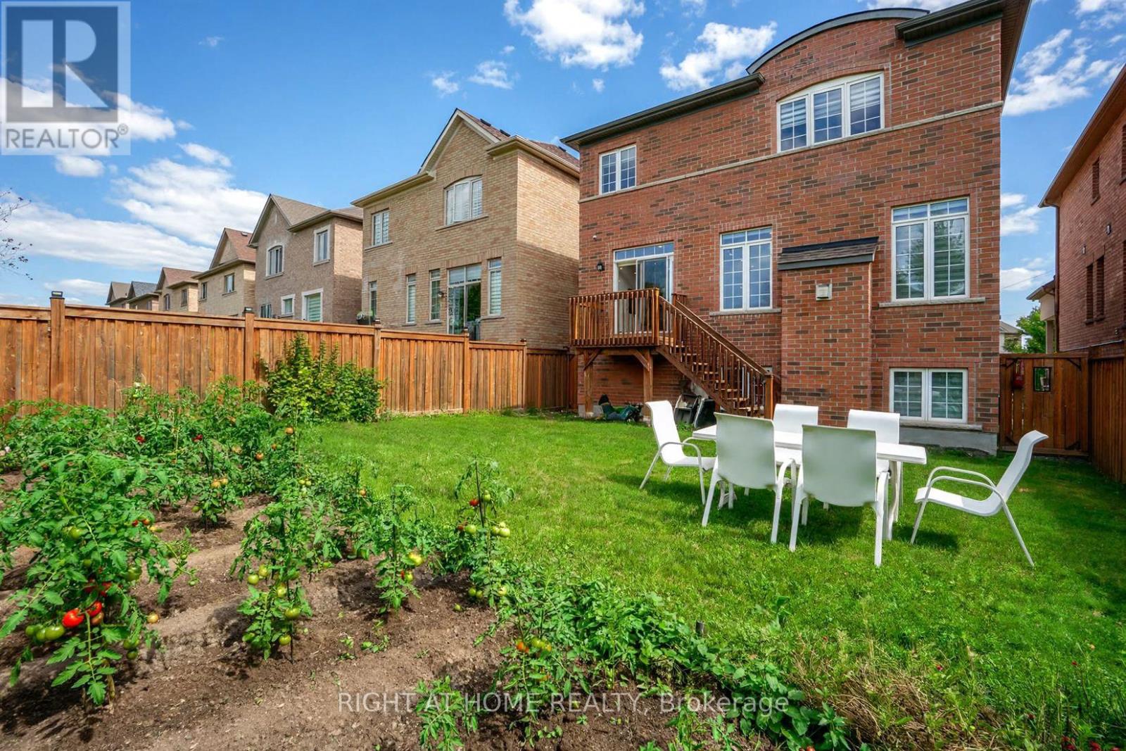 96 Inverness Way, Bradford West Gwillimbury, Ontario  L3Z 0W5 - Photo 50 - N13735306