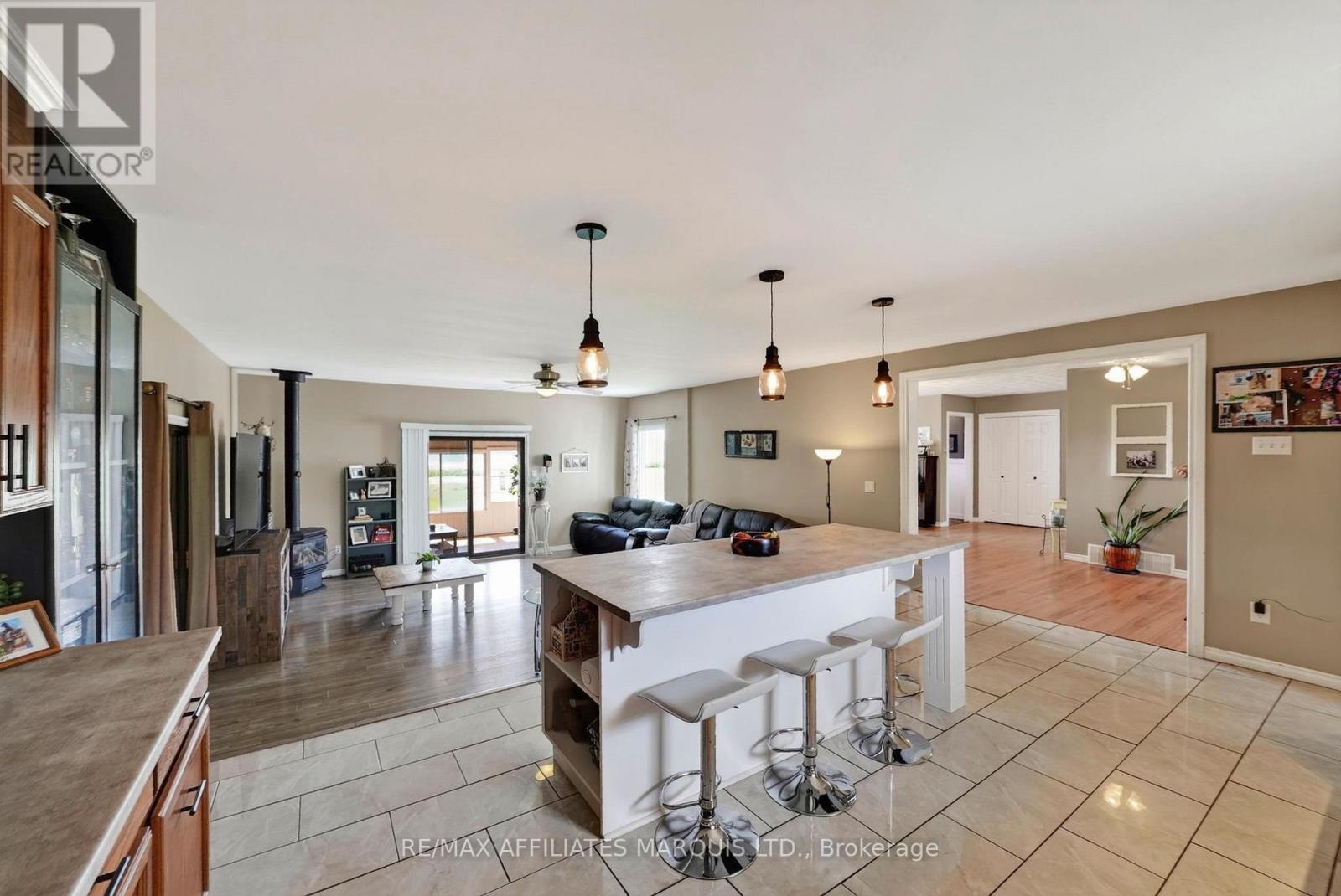 15253 County Road 2 Road, South Stormont, Ontario K0C 1M0 - Photo 14 - X13735294