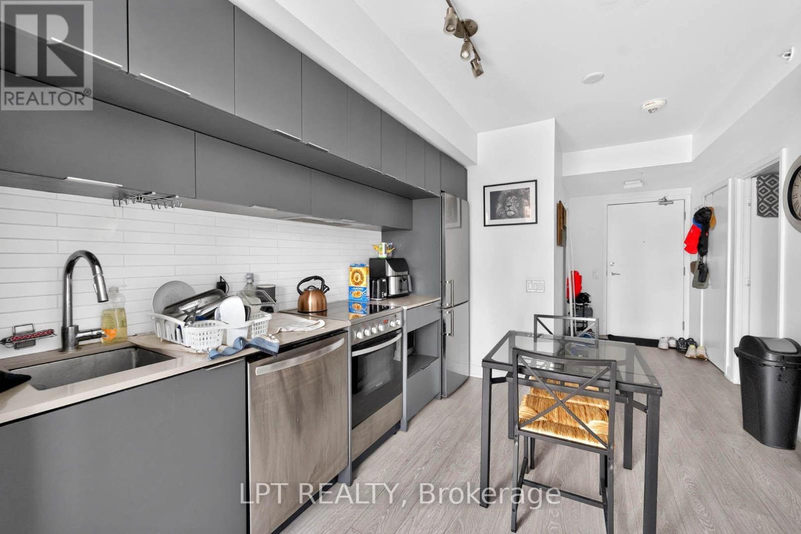 807 - 181 Dundas Street E, Toronto, Ontario  M5A 0N5 - Photo 12 - C13704510