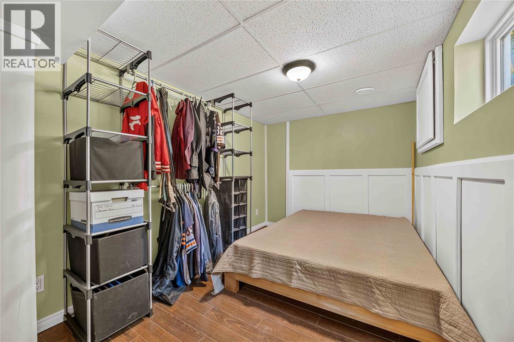 582 Superior Street, Sarnia, Ontario  N7T 7E6 - Photo 19 - 26016320