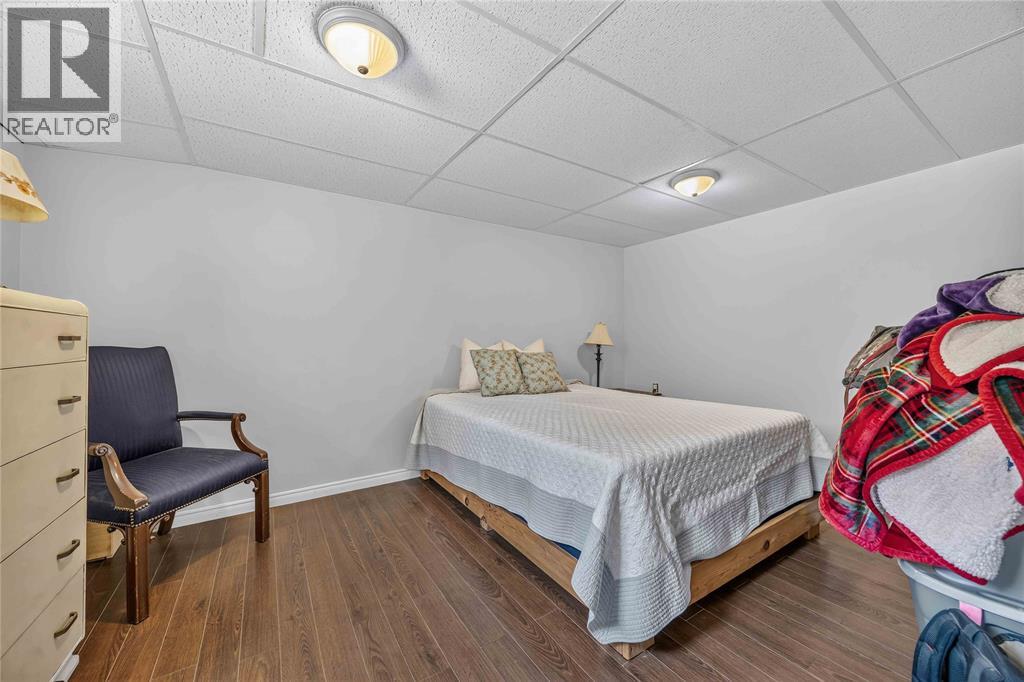 582 Superior Street, Sarnia, Ontario  N7T 7E6 - Photo 20 - 26016320