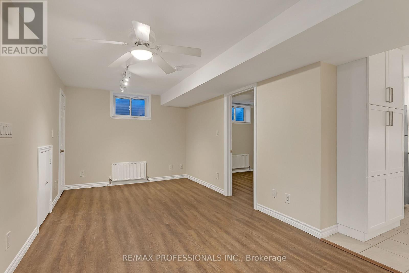 Lower - 5b Old Mill Drive, Toronto, Ontario  M6S 4J7 - Photo 6 - W13735238
