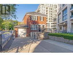 LOWER - 5B OLD MILL DRIVE, Toronto, Ontario