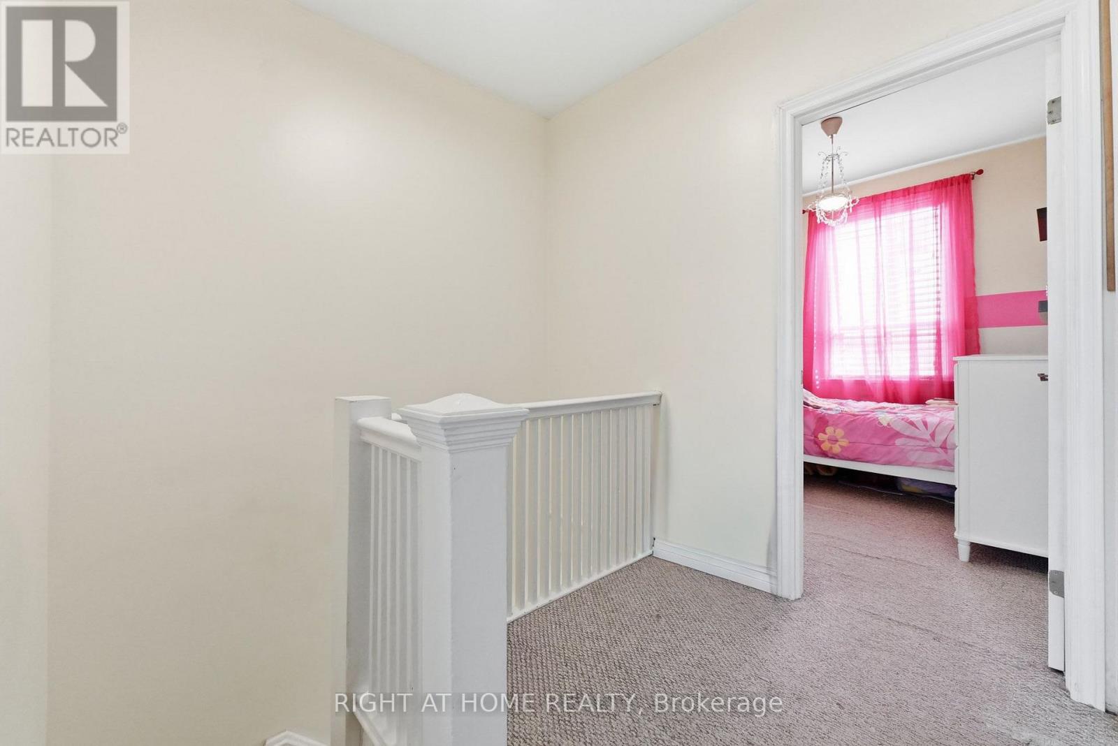 16 Greendale Avenue, Toronto, Ontario  M6N 4P5 - Photo 19 - W13735326