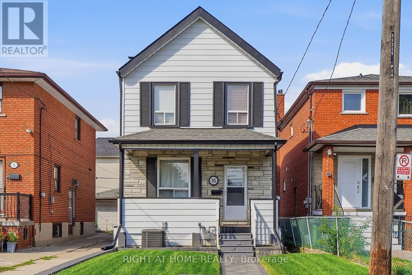 16 Greendale Avenue, Toronto, Ontario  M6N 4P5 - Photo 2 - W13735326
