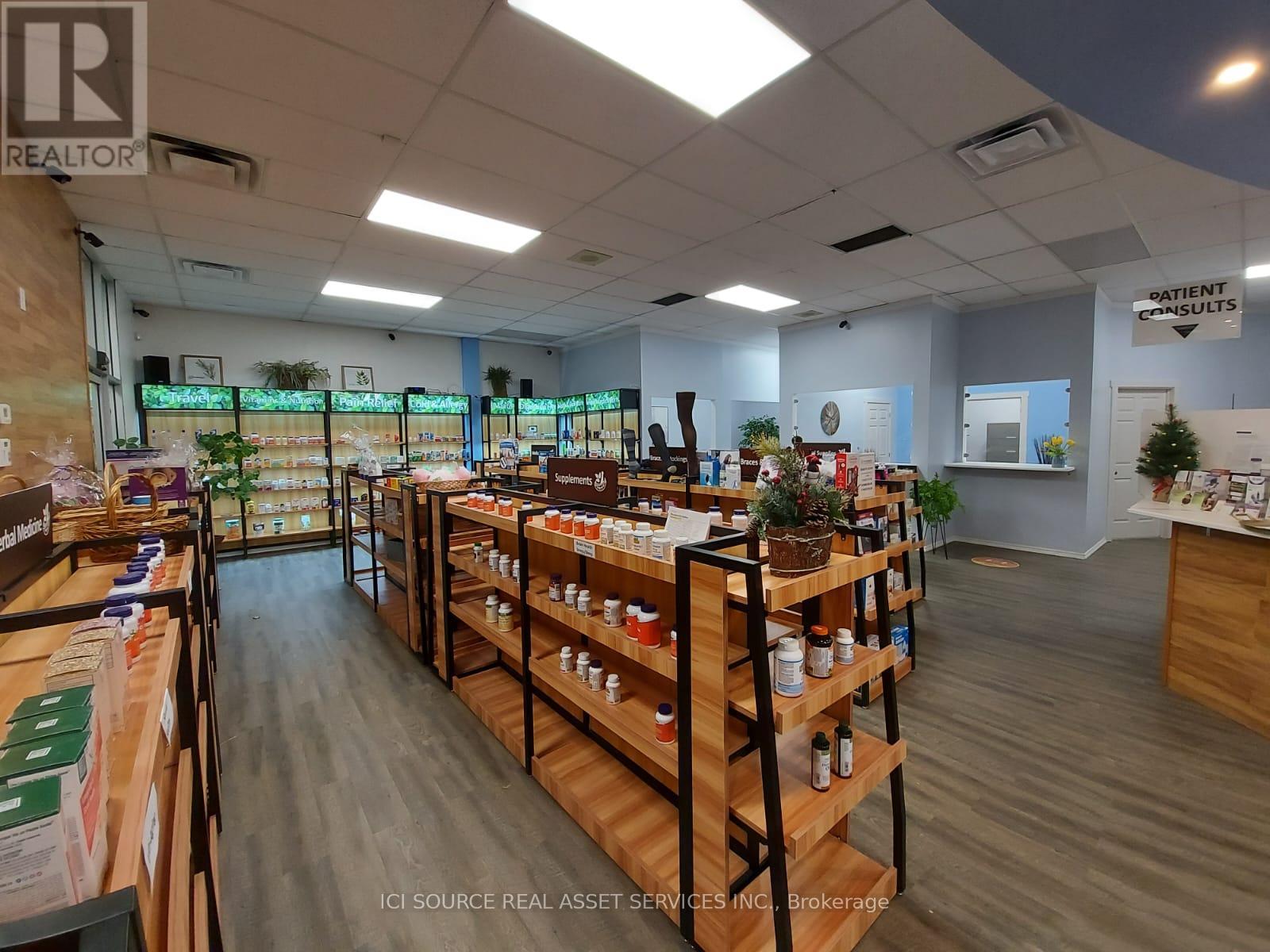 8424 Wyandotte Street E, Windsor, Ontario N8S 1T6 - Photo 3 - X13735246