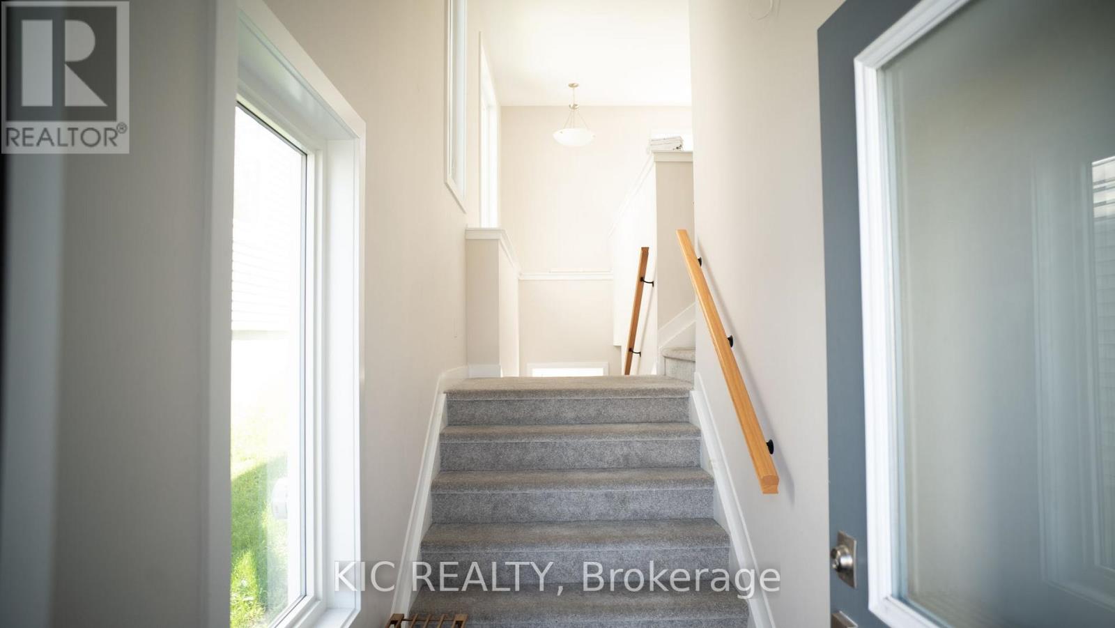 352 Appalachian Circle, Ottawa, Ontario  K2J 6X3 - Photo 3 - X13735332