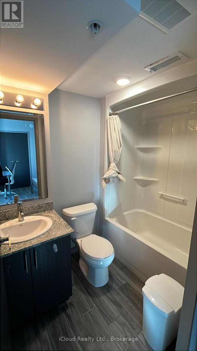 A207 - 275 Larch Street, Waterloo, Ontario N2L 3R2 - Photo 13 - X13735334