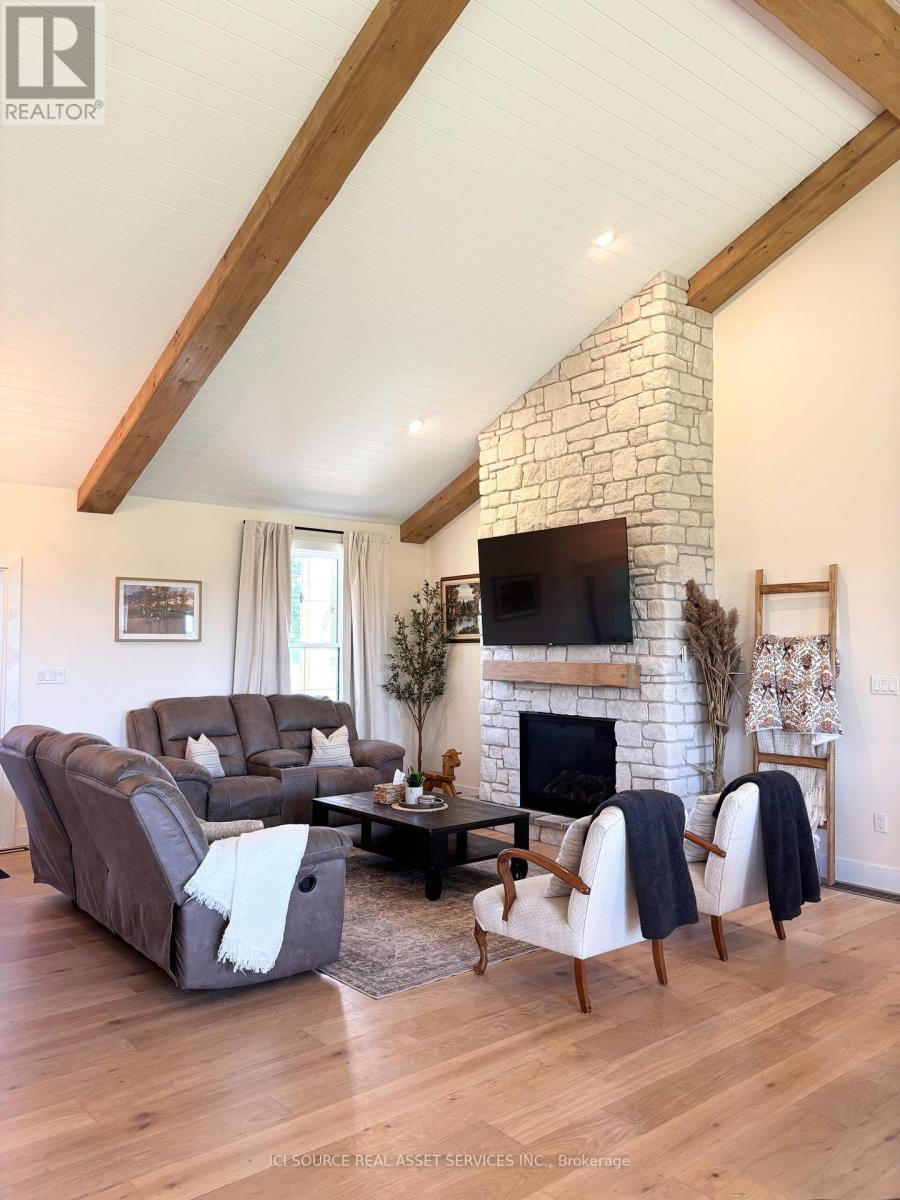 723 Rosedale Road S, Montague, Ontario  K7A 4S7 - Photo 3 - X13735288