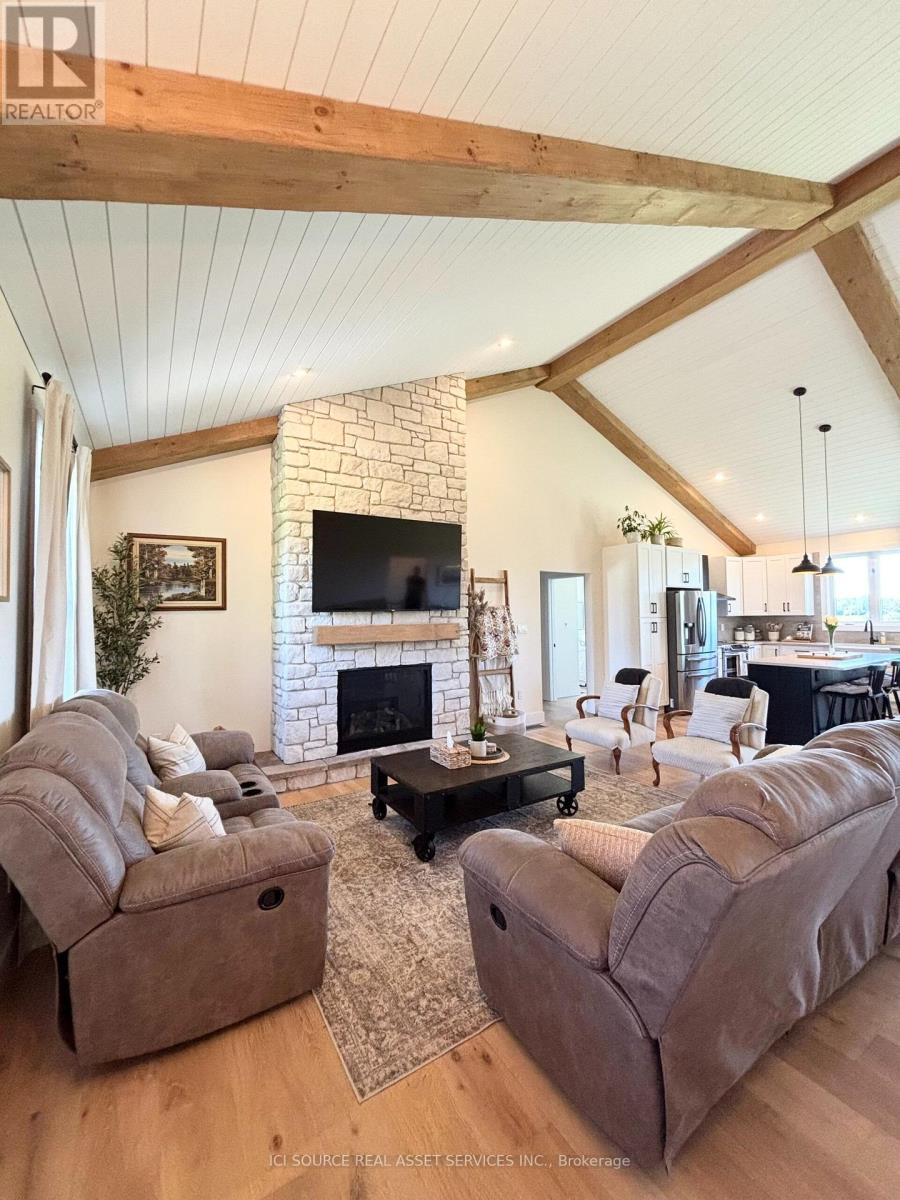 723 Rosedale Road S, Montague, Ontario  K7A 4S7 - Photo 2 - X13735288
