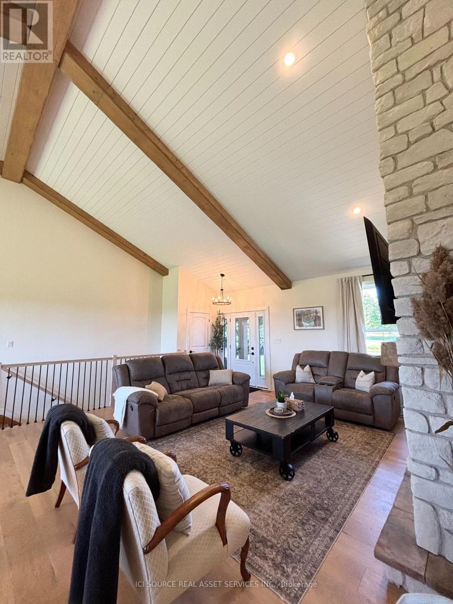 723 Rosedale Road S, Montague, Ontario  K7A 4S7 - Photo 4 - X13735288