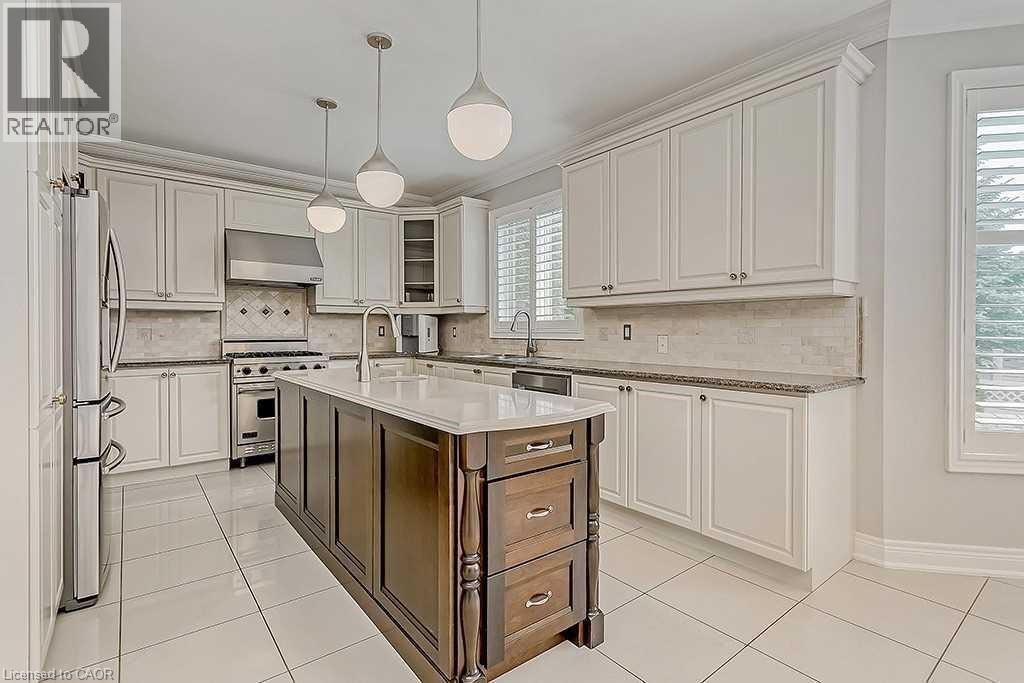 2384 Rock Point Drive, Oakville, Ontario  L6H 7V3 - Photo 8 - 40859223