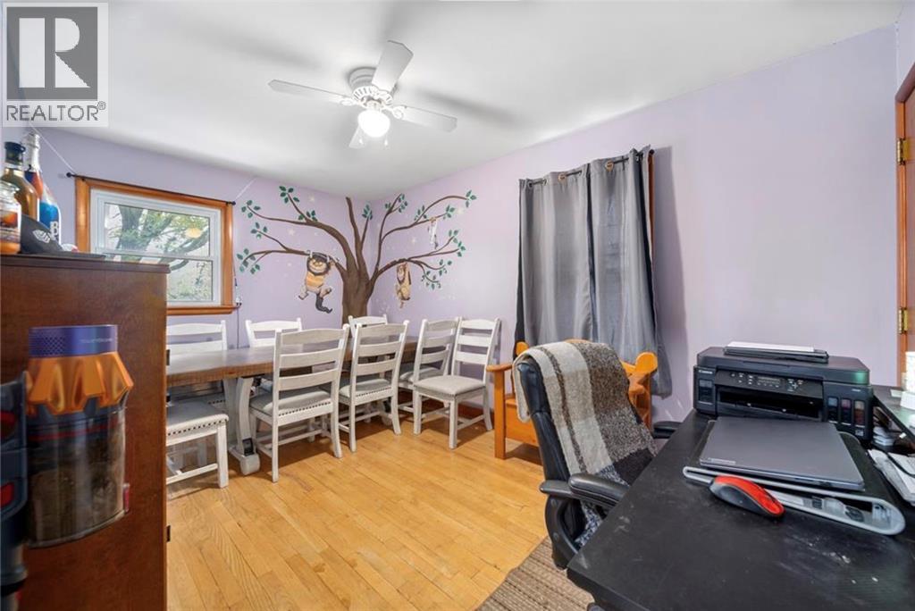 19 Broadway Street, Lambton Shores, Ontario  N0N 1J0 - Photo 10 - 26021238
