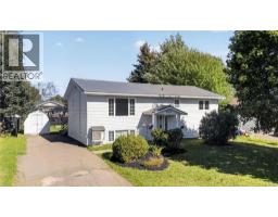 22 Pembroke Crescent, Riverview, New Brunswick