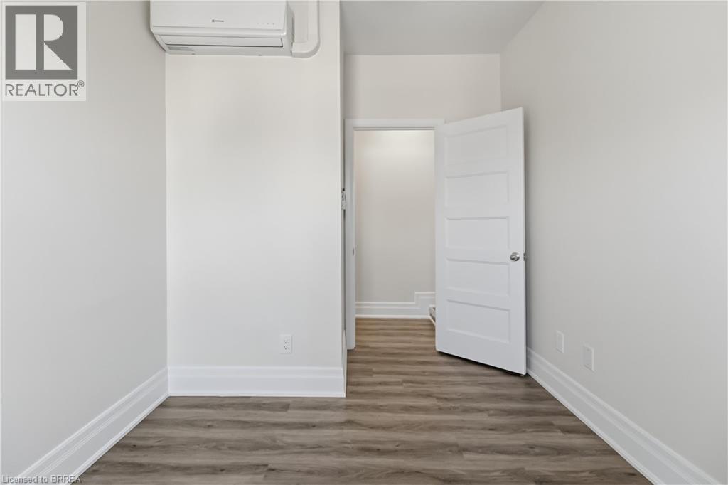 132 Dalhousie Street Unit# 304, Brantford, Ontario  N3T 2J3 - Photo 12 - 40859803