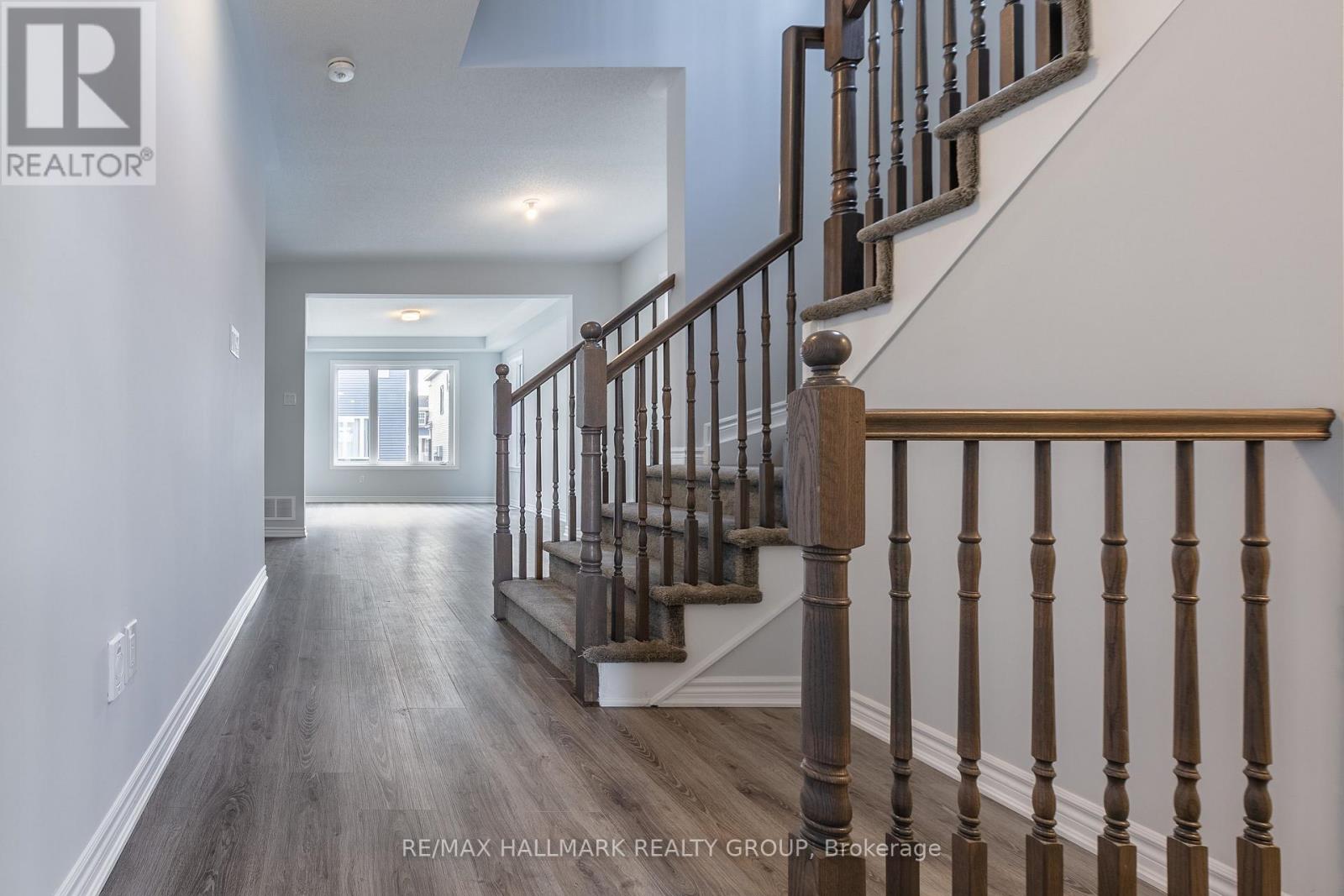 26 Pewee Place, Ottawa, Ontario  K4A 5J4 - Photo 3 - X13735482
