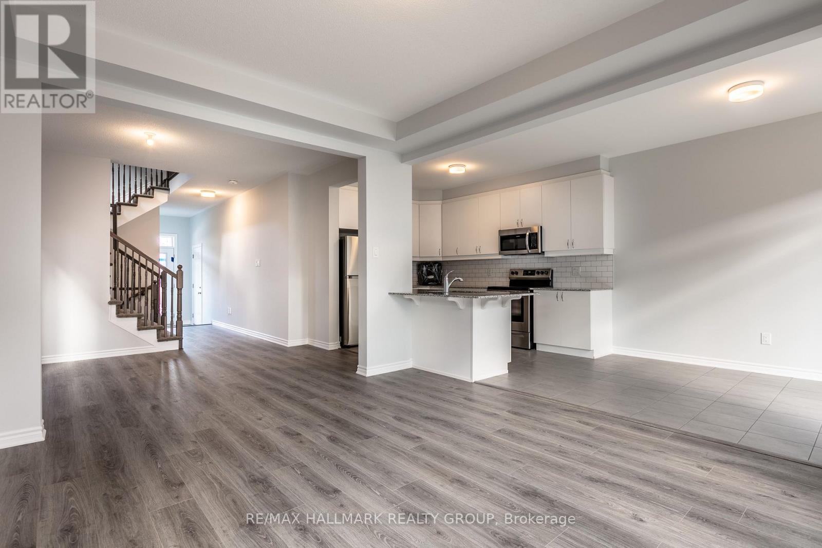 26 Pewee Place, Ottawa, Ontario  K4A 5J4 - Photo 6 - X13735482