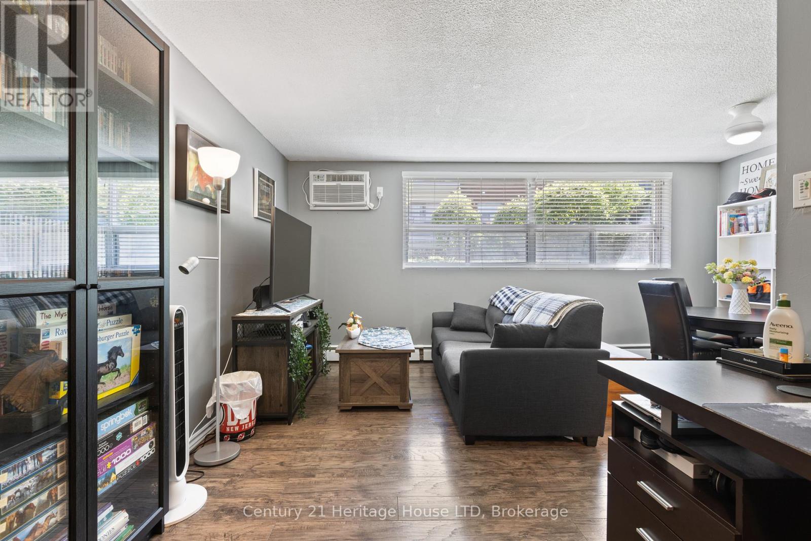 109 - 242 Oakdale Avenue, St. Catharines, Ontario  L2P 3K5 - Photo 6 - X13735428