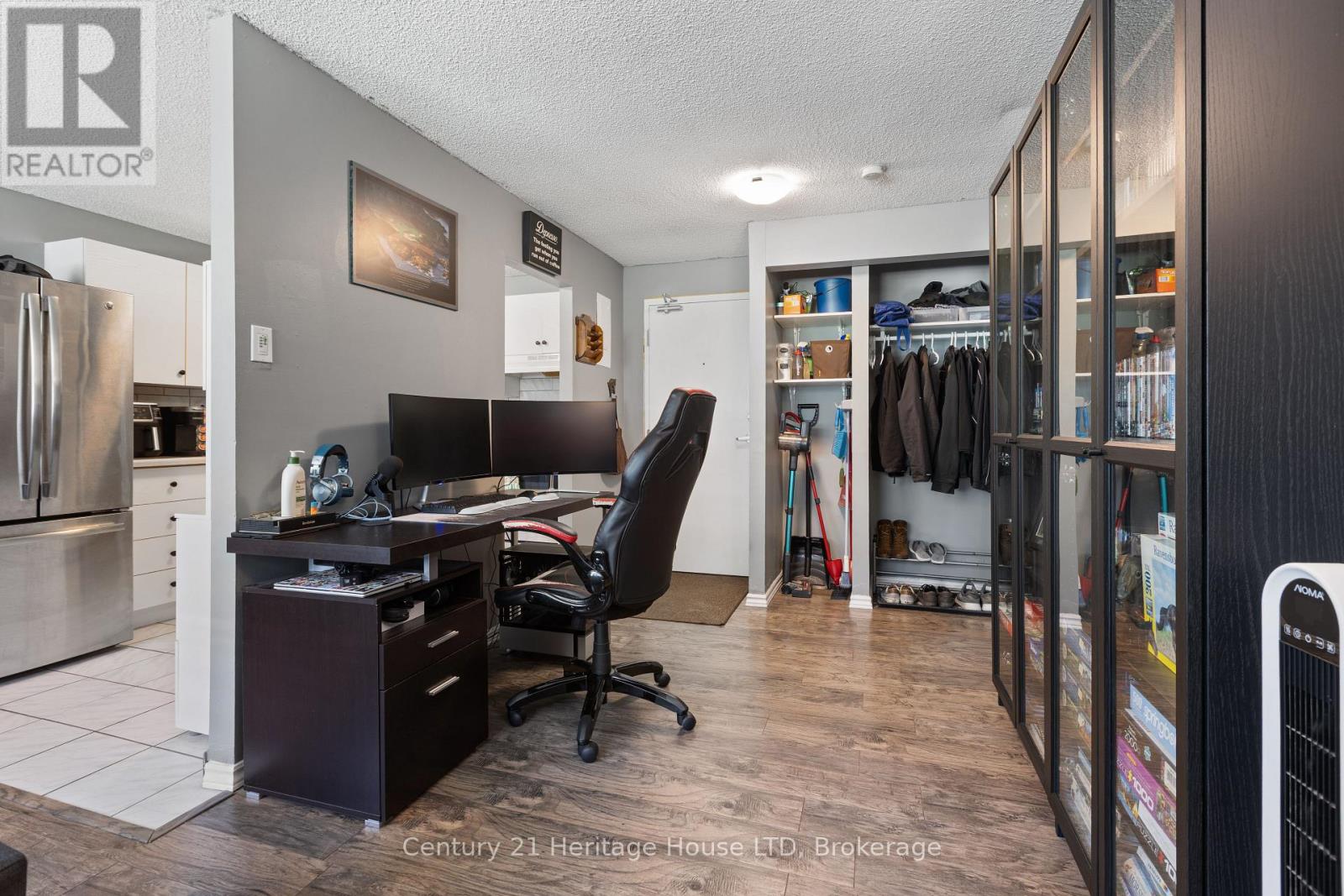 109 - 242 Oakdale Avenue, St. Catharines, Ontario  L2P 3K5 - Photo 8 - X13735428