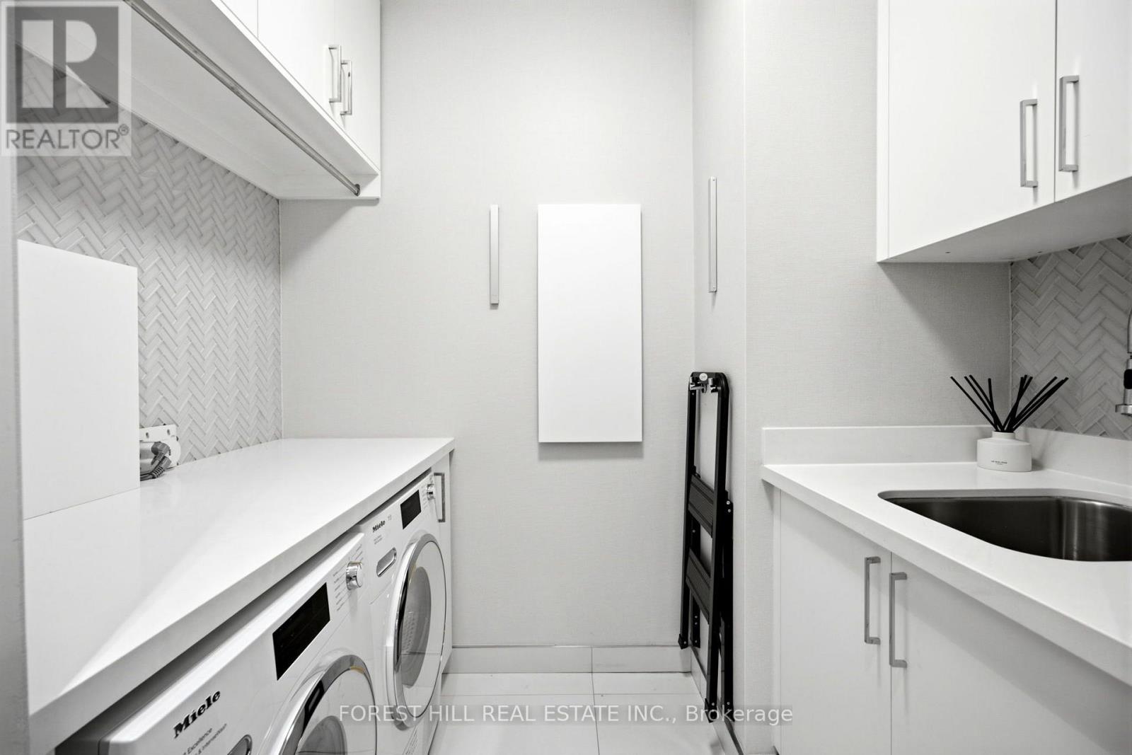 4c - 36 Hazelton Avenue, Toronto, Ontario M5R 2E2 - Photo 43 - C13735362