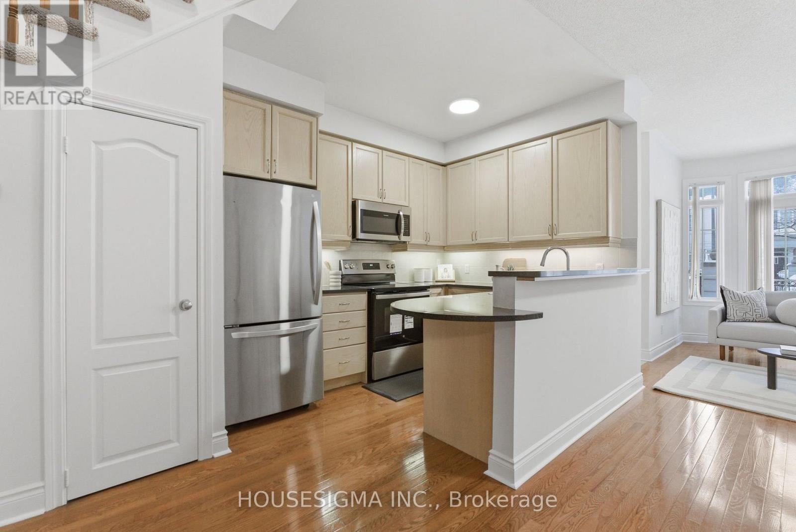Th#10 - 1 Rean Drive, Toronto, Ontario  M2K 3C1 - Photo 6 - C13735388