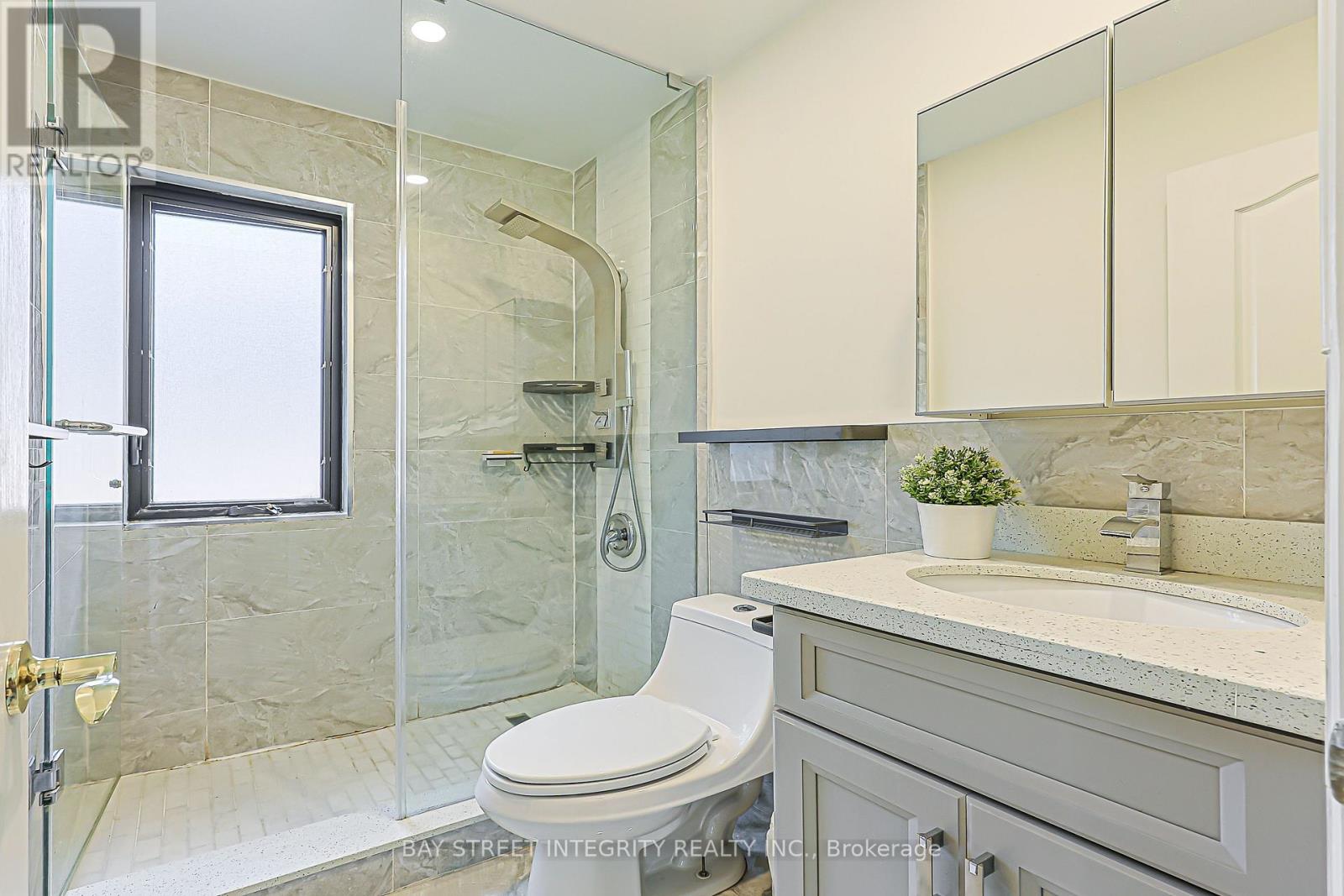 33 Deerford Road, Toronto, Ontario  M2J 3H9 - Photo 23 - C13735400