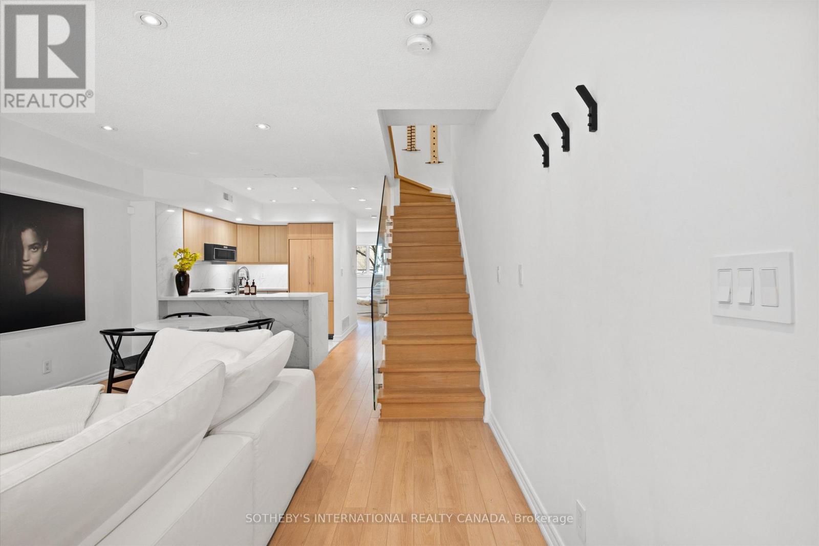 18 - 208 Niagara Street, Toronto, Ontario  M6J 3W5 - Photo 2 - C13735494