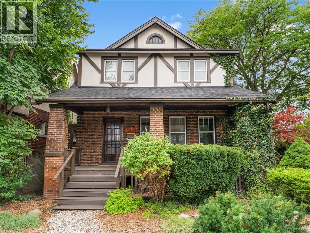 MLS# 26020965: 1105 Lincoln ROAD, Windsor, Canada