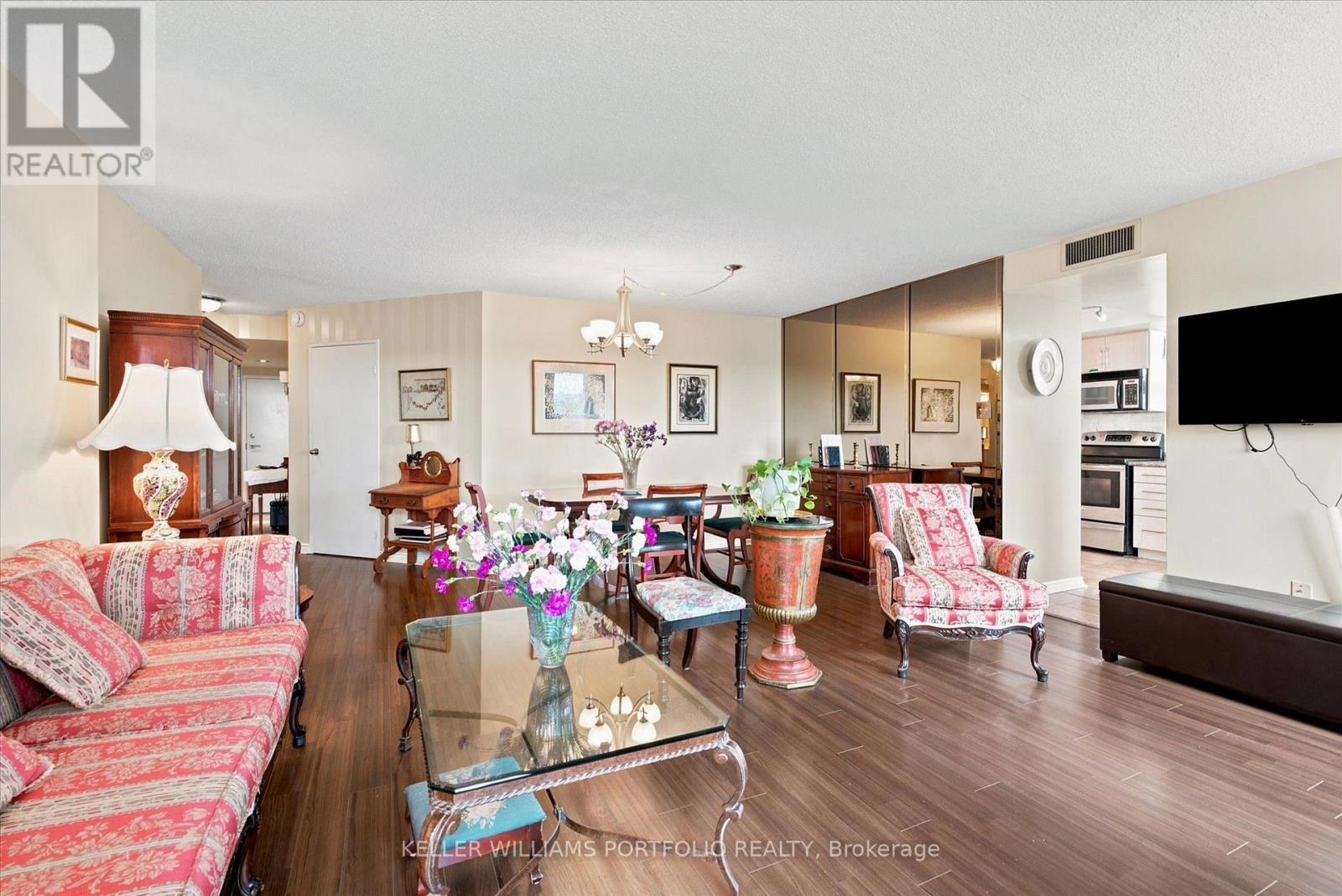 515 - 7601 Bathurst Street, Vaughan, Ontario  L4J 4H5 - Photo 12 - N13735432