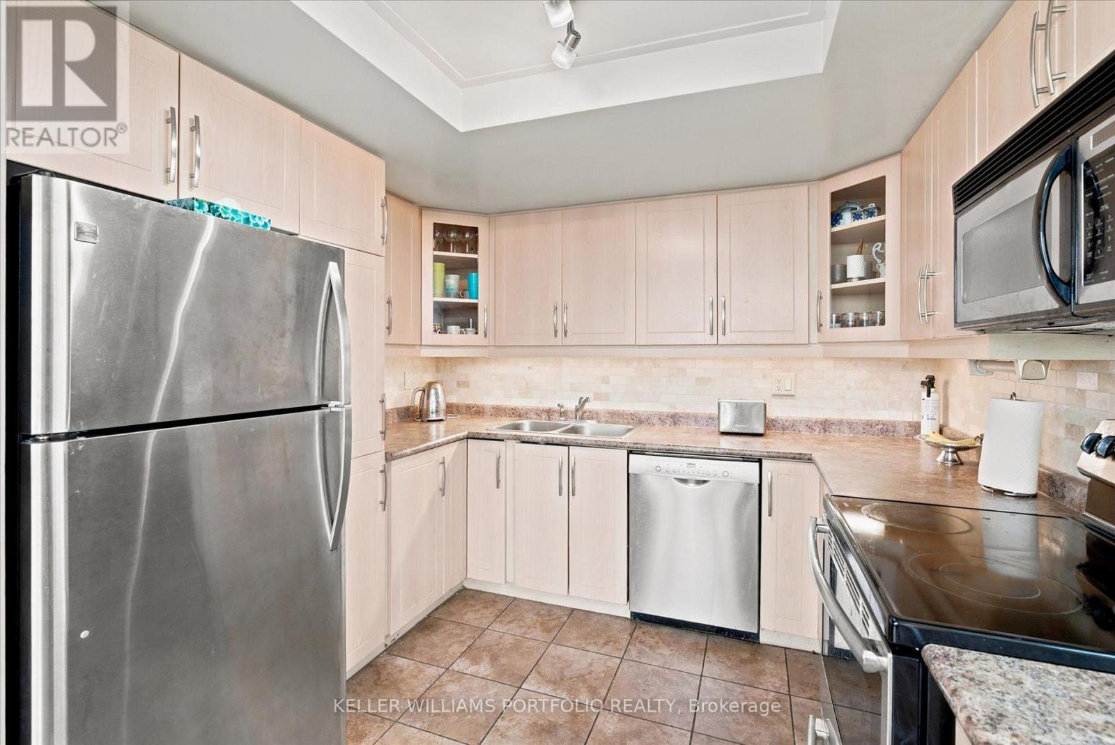 515 - 7601 Bathurst Street, Vaughan, Ontario  L4J 4H5 - Photo 14 - N13735432