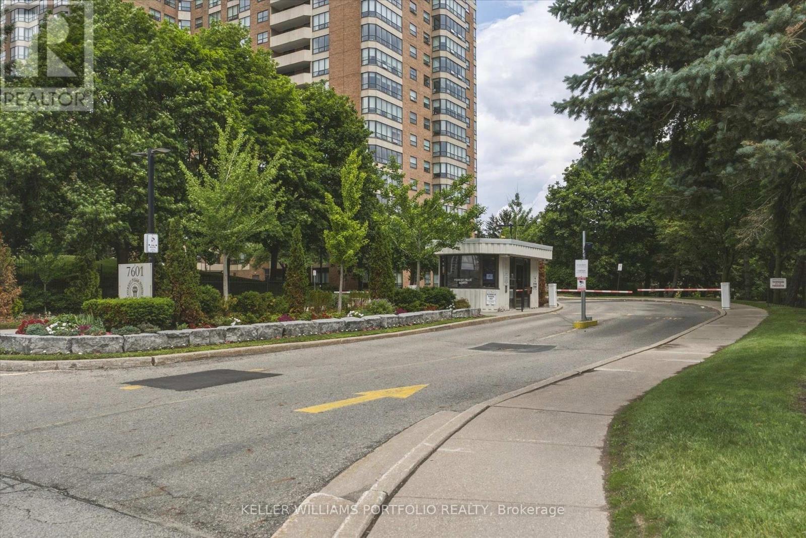 515 - 7601 Bathurst Street, Vaughan, Ontario  L4J 4H5 - Photo 2 - N13735432