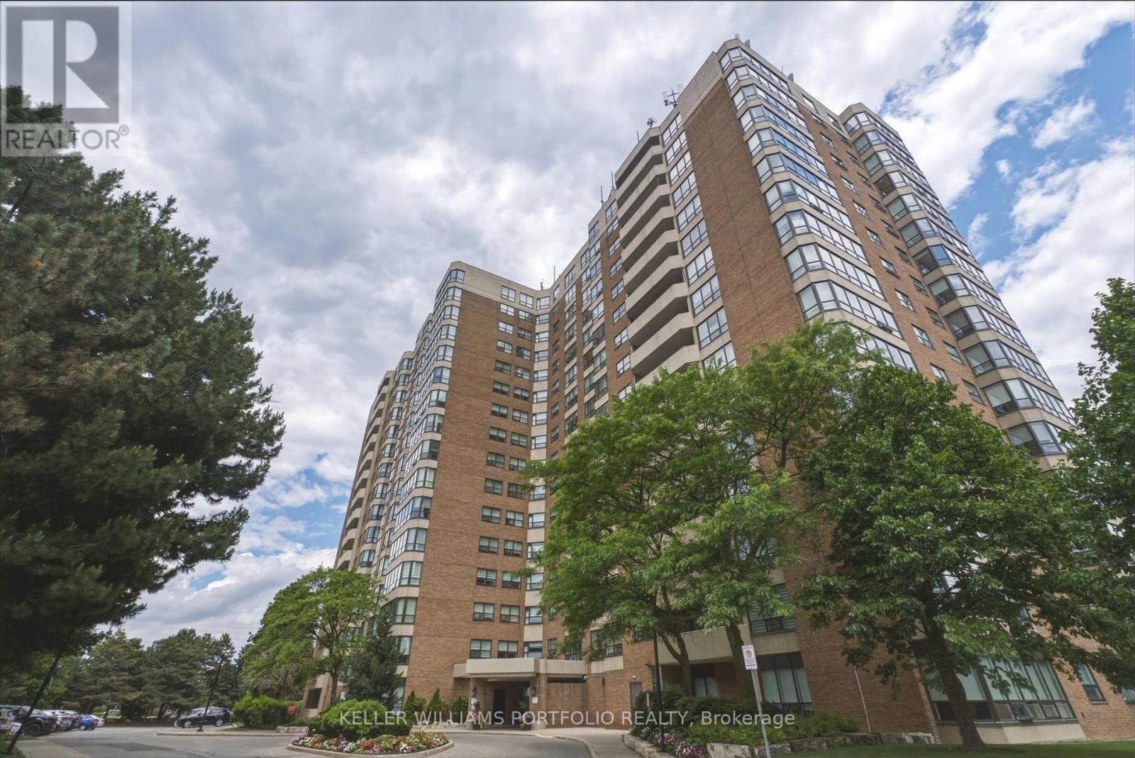 515 - 7601 Bathurst Street, Vaughan, Ontario  L4J 4H5 - Photo 3 - N13735432