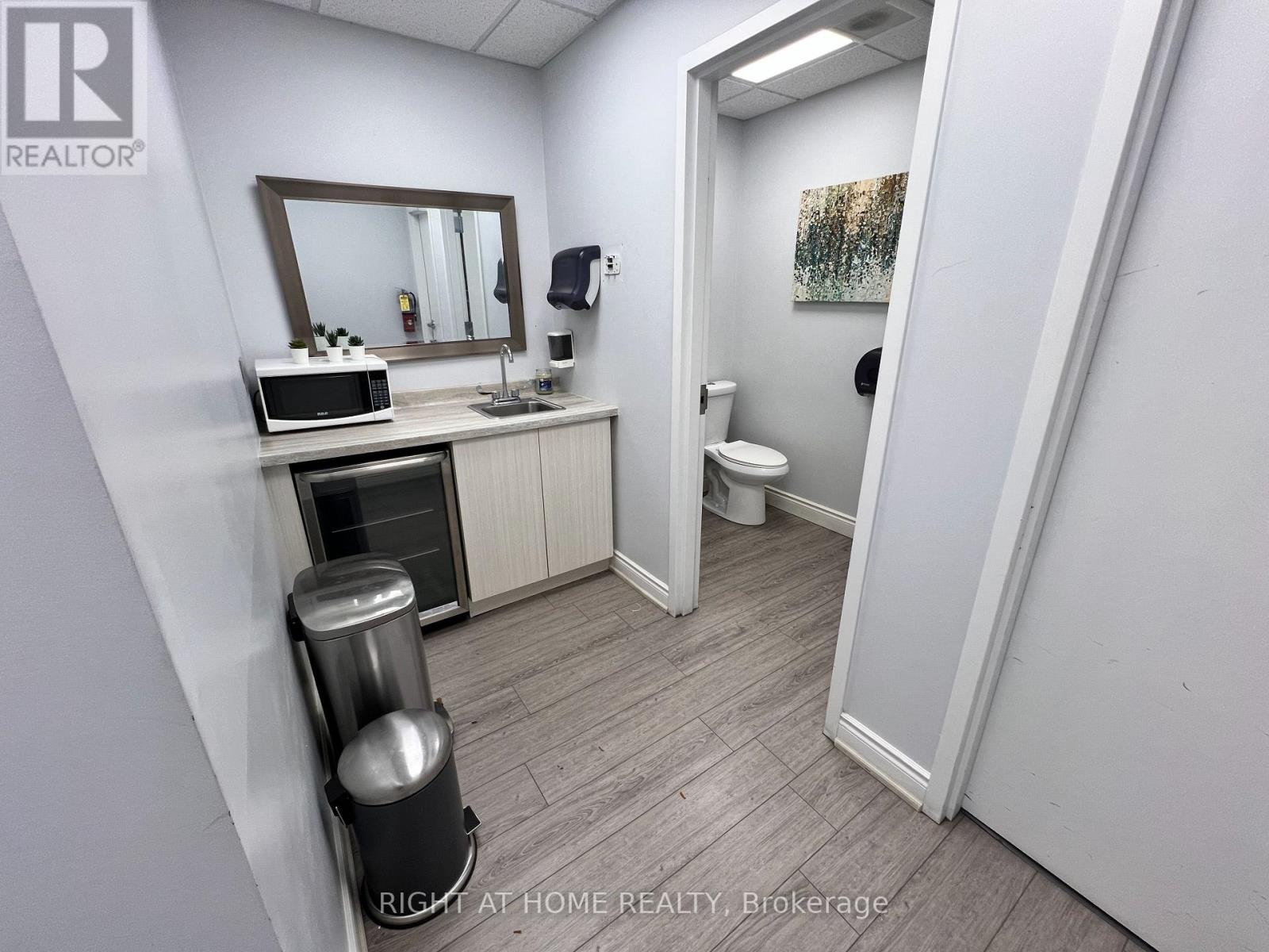 18 2nd - 120 Woodstream Boulevard, Vaughan, Ontario  L4L 7Z1 - Photo 12 - N13735478