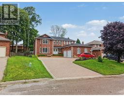 15 ROBINHOOD COURT, North Bay, Ontario