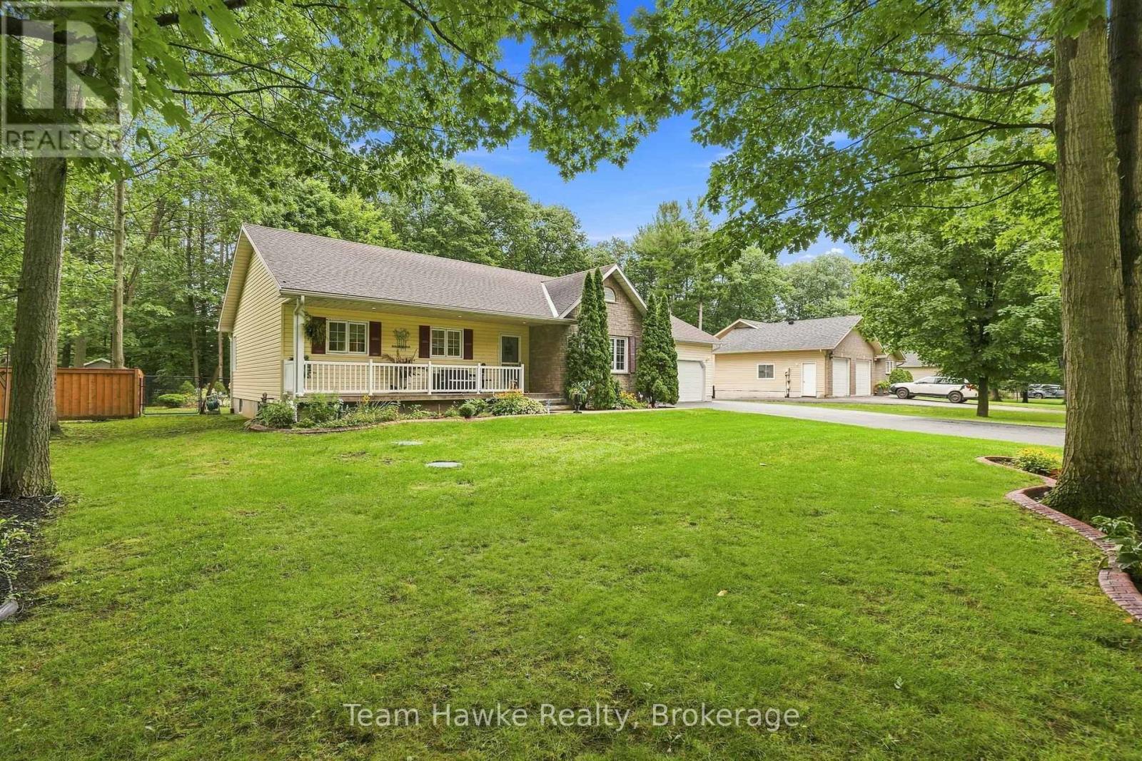 27 Johnston Street, Tiny (Wyevale), Ontario  L0L 2T0 - Photo 4 - S13735486