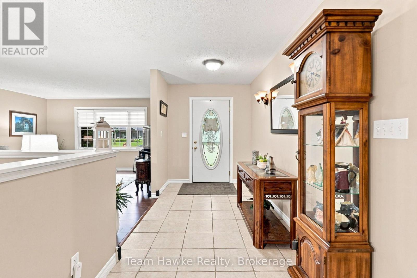 27 Johnston Street, Tiny (Wyevale), Ontario  L0L 2T0 - Photo 7 - S13735486