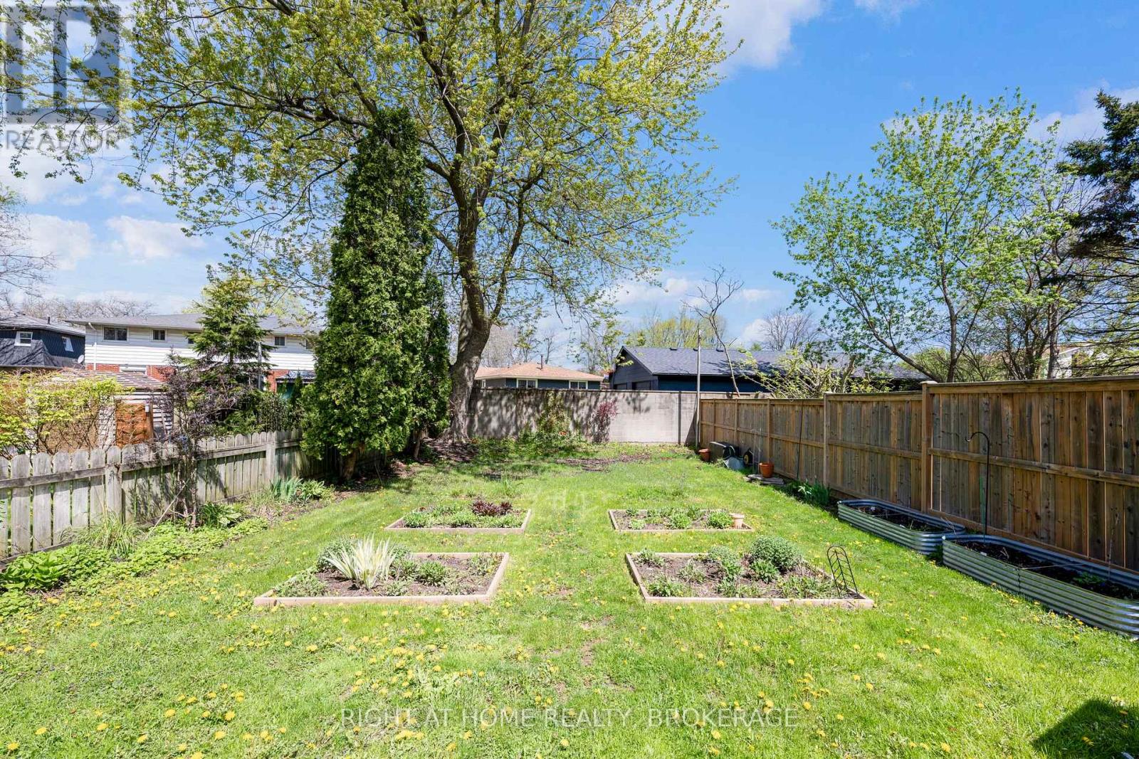 6763 Wilinger Street, Niagara Falls, Ontario  L2J 2B4 - Photo 35 - X13735284