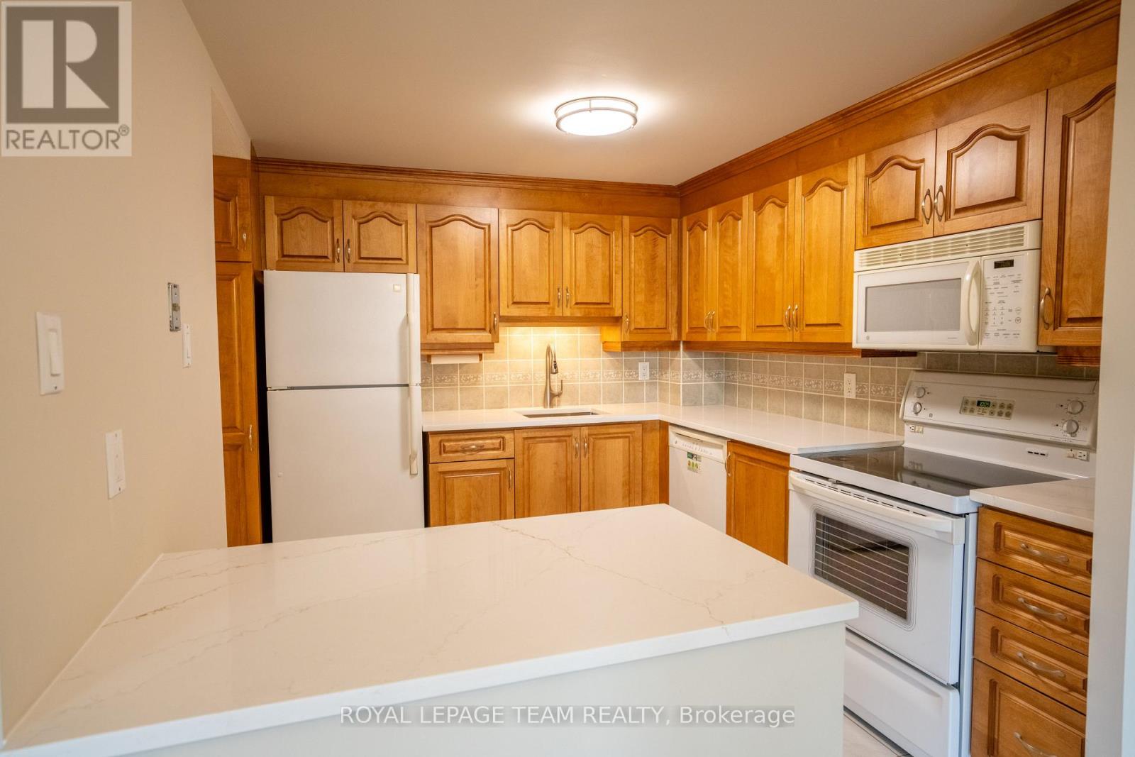 401 - 960 Teron Road, Ottawa, Ontario  K2K 2B6 - Photo 11 - X13476732