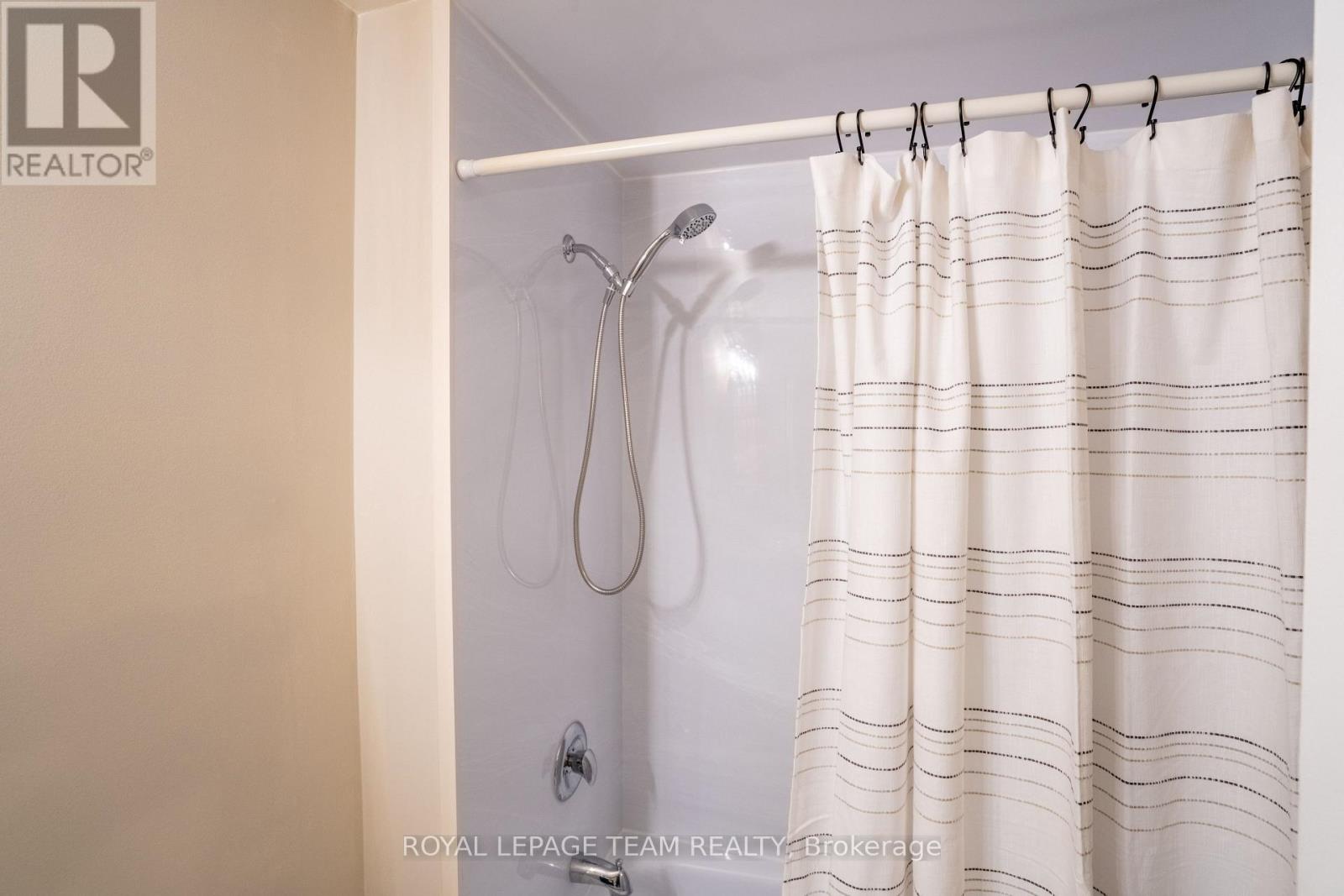 401 - 960 Teron Road, Ottawa, Ontario  K2K 2B6 - Photo 18 - X13476732