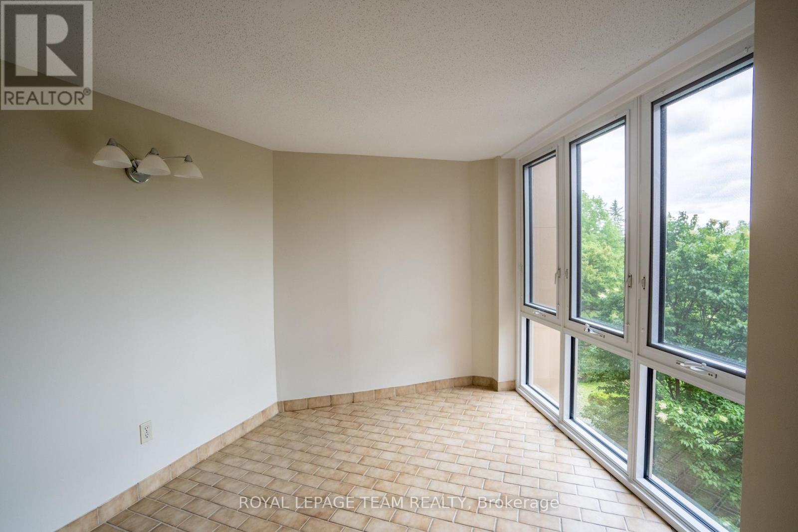 401 - 960 Teron Road, Ottawa, Ontario  K2K 2B6 - Photo 15 - X13476732