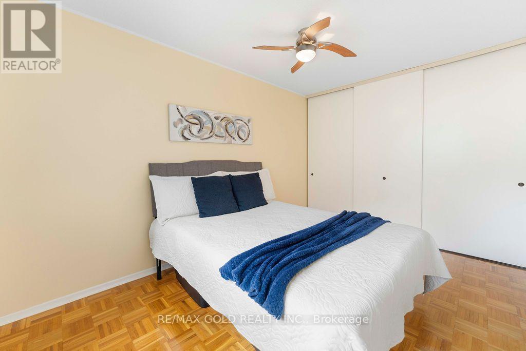 29 Carberry Crescent, Brampton, Ontario  L6V 2G1 - Photo 16 - W13735440